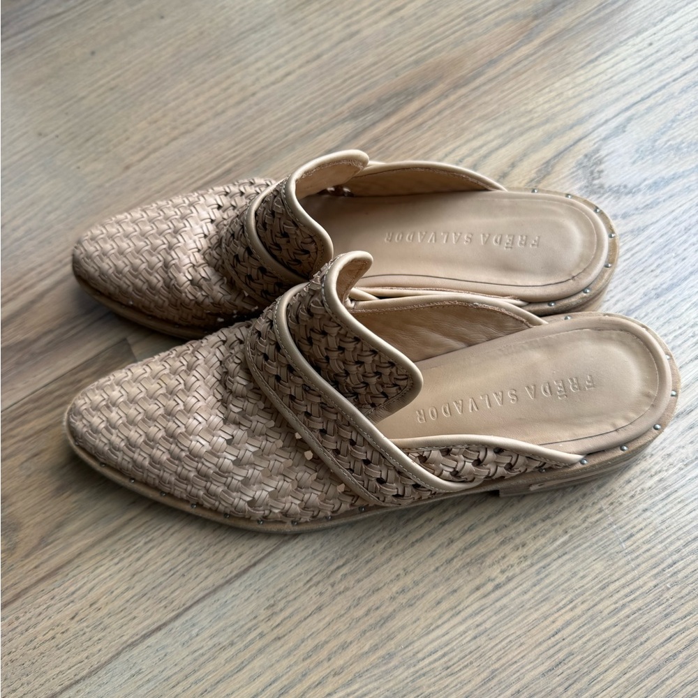 Freda Salvador Women's Keen Mules sz 8 - Picture 2 of 4
